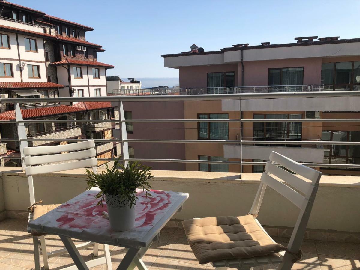Апартаменти "Бриз" Sveti Vlas Ngoại thất bức ảnh