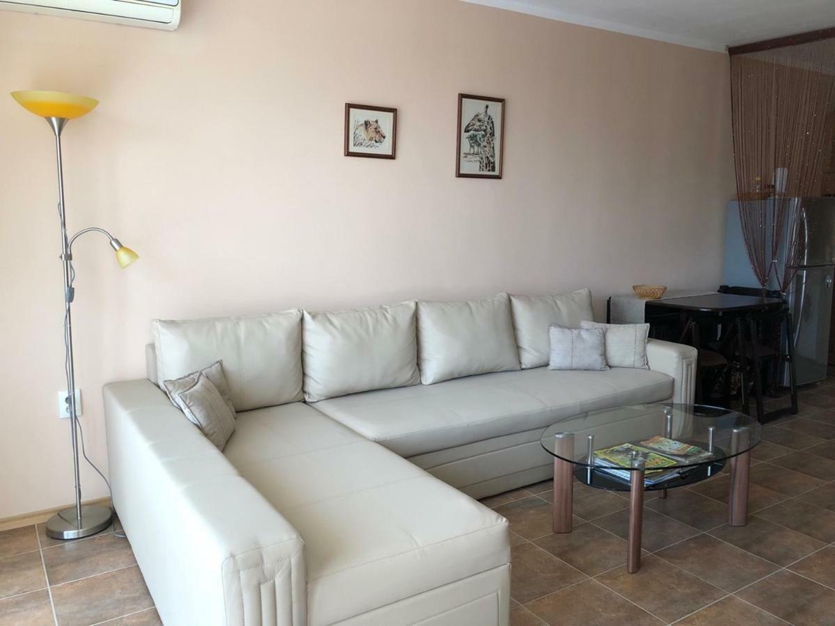 Апартаменти "Бриз" Sveti Vlas Ngoại thất bức ảnh